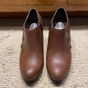 Rialto Penston Brown Smooth Ankle Boots Size 8 Women’s.